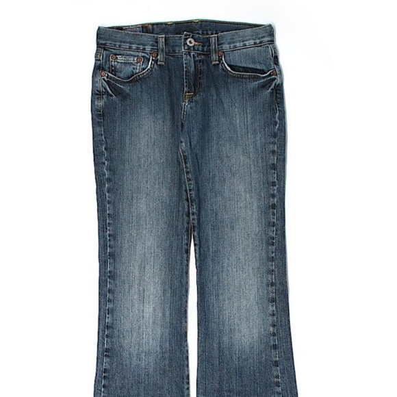 Lucky Brand 🍀 Jeans
Sweet n Low - Picture 1 of 4